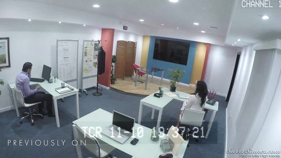 Муж через скрытую камеру наблюдает за сексом жены с любовником