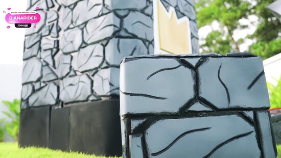 Clash Royale: Герцогиня под Мегарыцарем