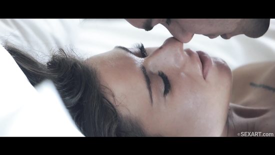 За отличный отдых жена каждое утро благодарит мужа сочным минетом