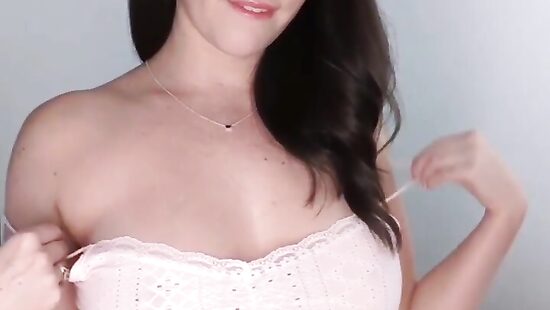 одной сиськи с вас хватит